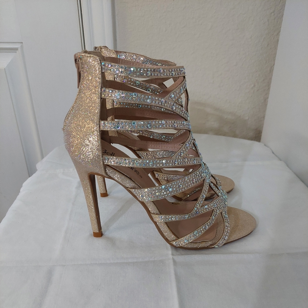 NWOB Bella Marie Sparkling Strappy Cage Heels - Gold 6.5 - Picture 2 of 9